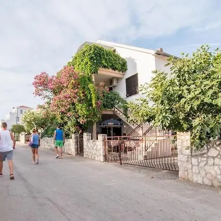 Lejlighed Fidelis - One Bedroom With Terrace And Garden View 2 Trogir